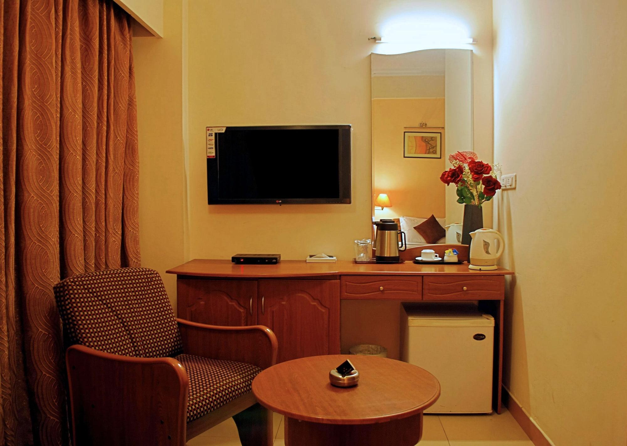 Super Townhouse Koyambedu Hotell Chennai Eksteriør bilde