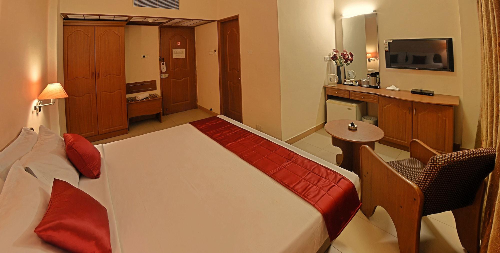 Super Townhouse Koyambedu Hotell Chennai Eksteriør bilde