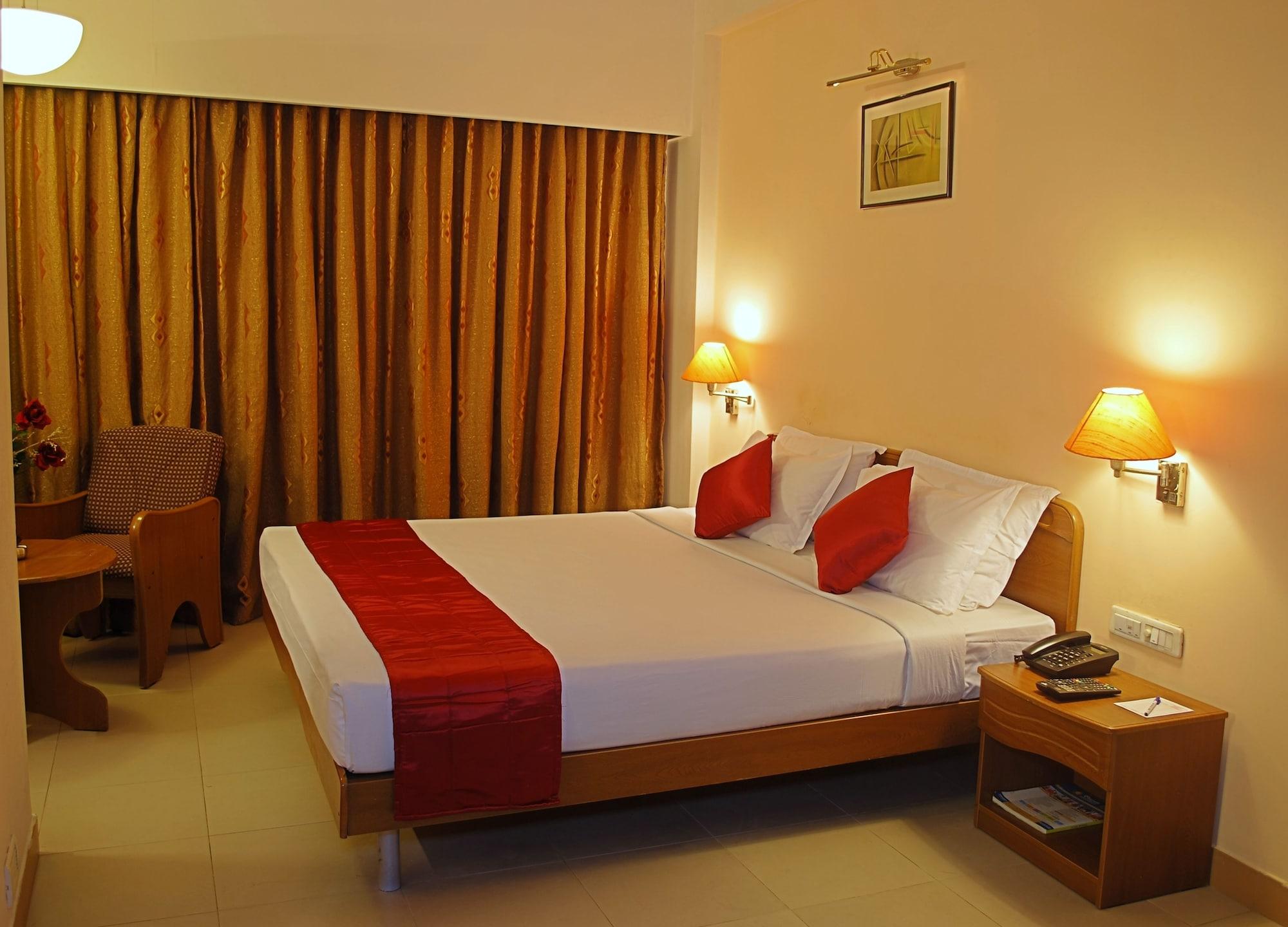 Super Townhouse Koyambedu Hotell Chennai Eksteriør bilde