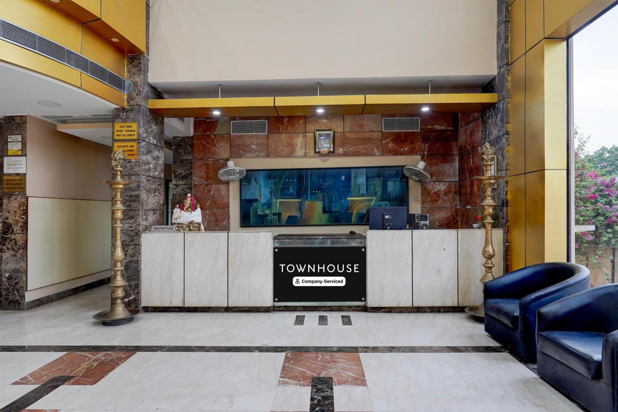Super Townhouse Koyambedu Hotell Chennai Eksteriør bilde