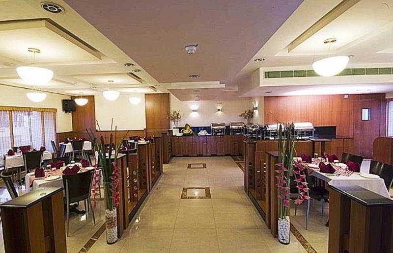 Super Townhouse Koyambedu Hotell Chennai Eksteriør bilde