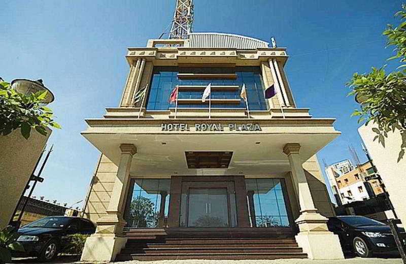 Super Townhouse Koyambedu Hotell Chennai Eksteriør bilde