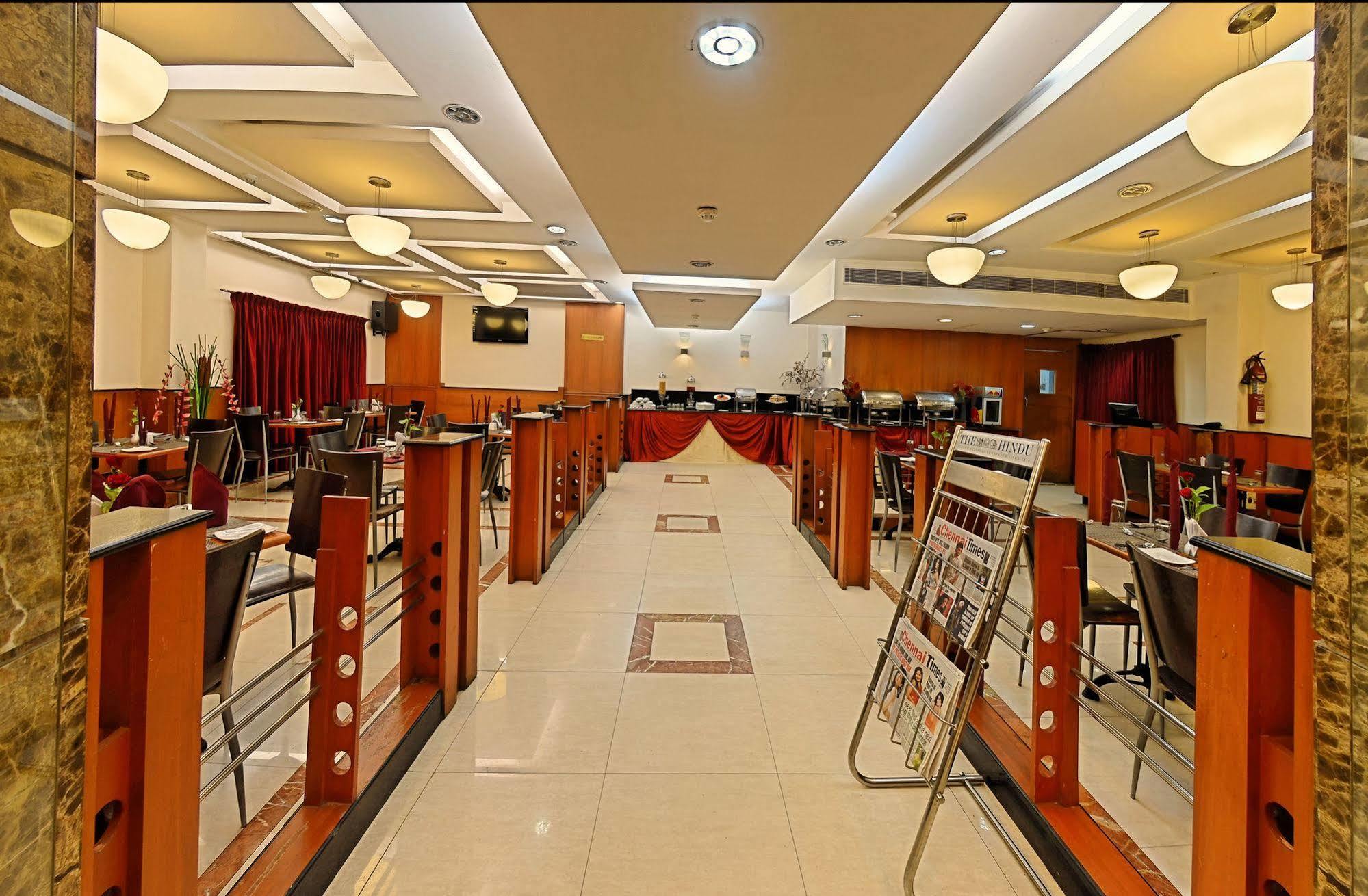 Super Townhouse Koyambedu Hotell Chennai Eksteriør bilde